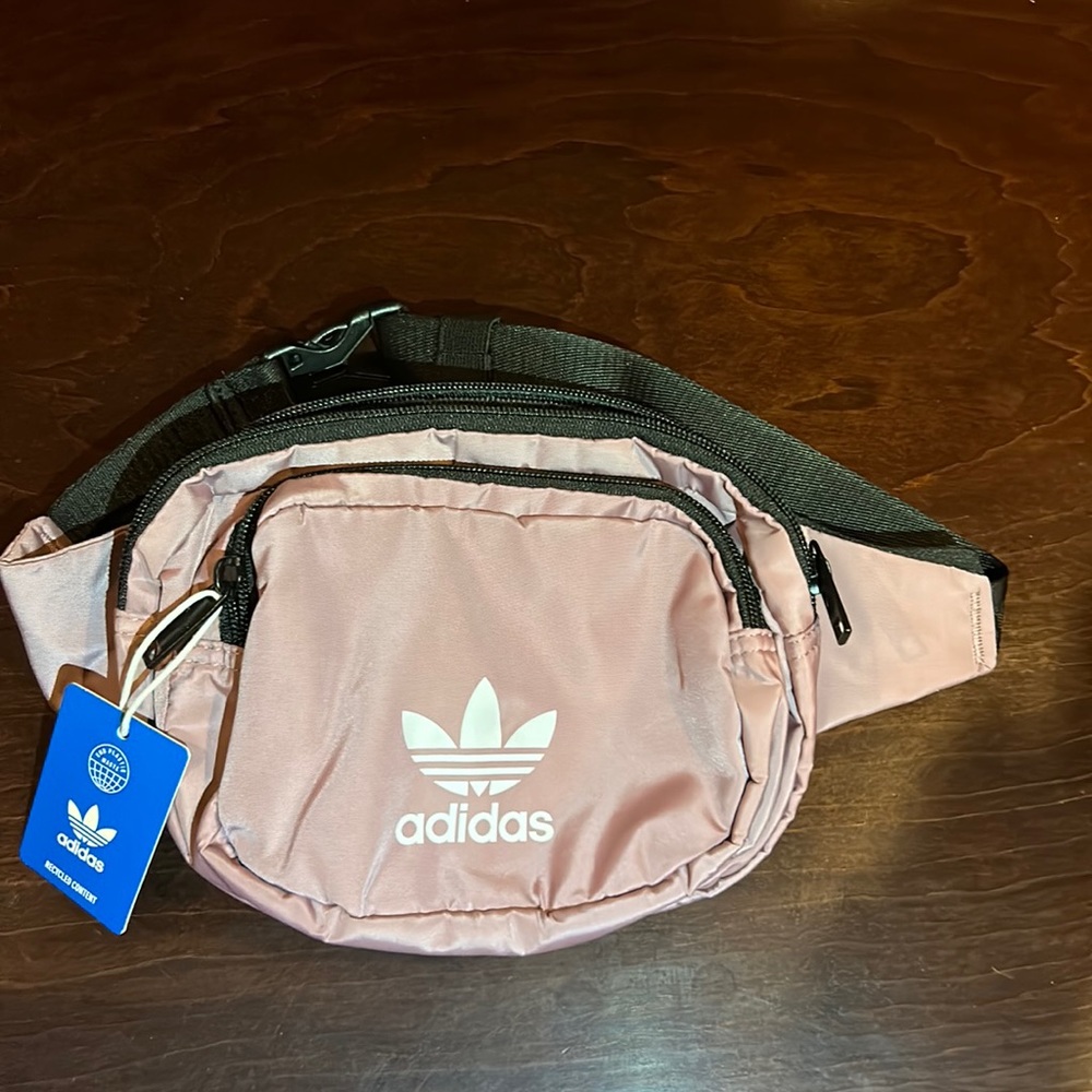 ✨SOLD✨Adidas Sport 2.0 Waist Pack/ Fanny Pack